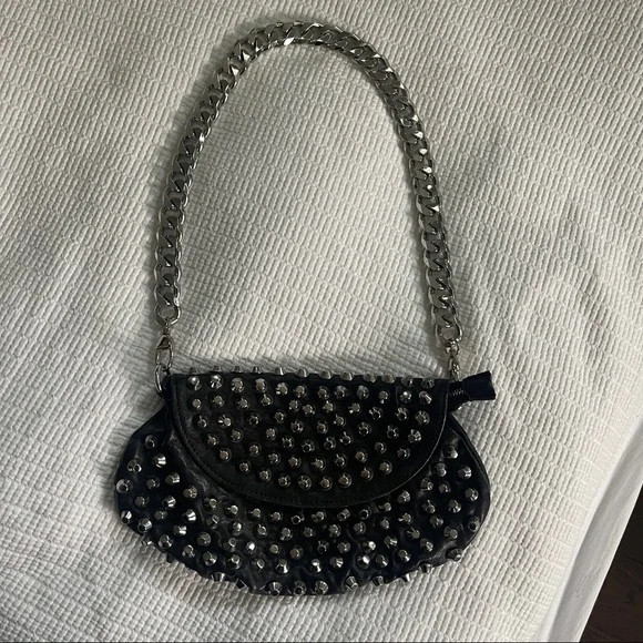 Amazing Leather Studded Bag - Picture 2 of 6
